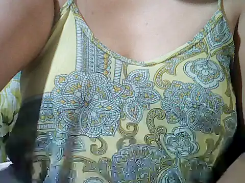 Sexyhorney4u's cam snapshot