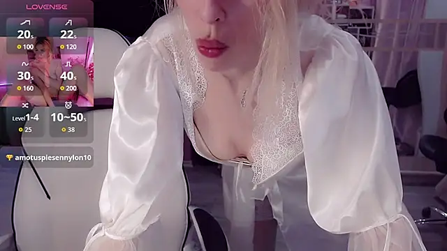 AnnieGOld_'s cam snapshot