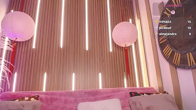 MylaDreams's cam snapshot