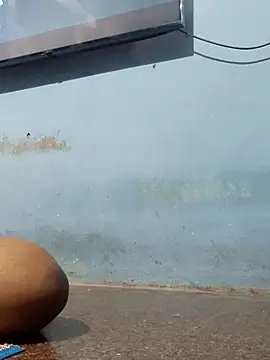 divyatamil143's cam snapshot