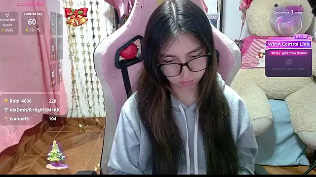 Maggie_Fox3's cam snapshot