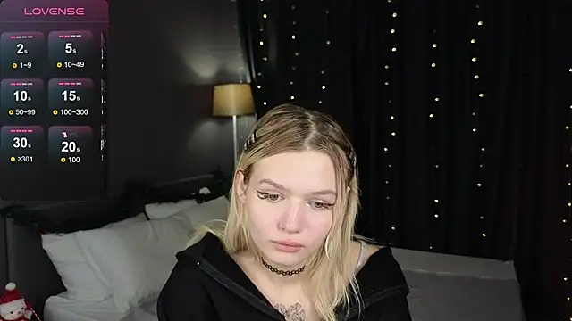 KianaVision's cam snapshot