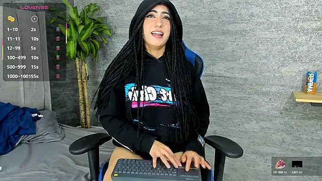 Odett_Khast's cam snapshot