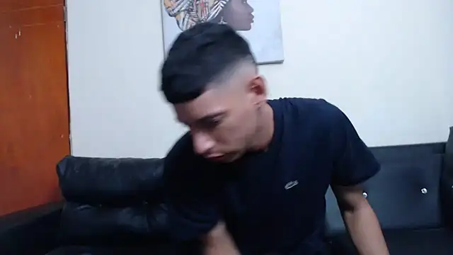 biigjhonny live sex cam