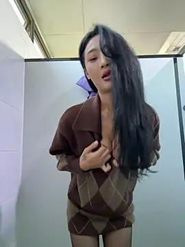 so-linger live sex cam