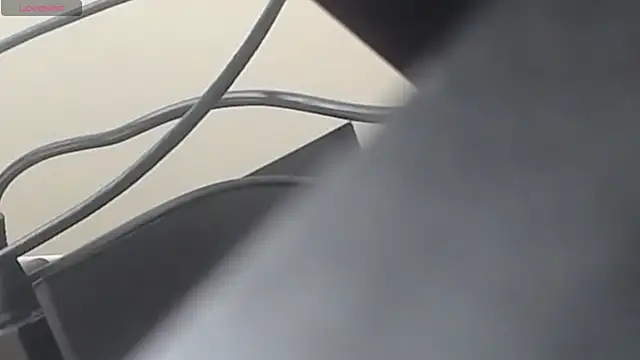 Aliis_Love's cam snapshot