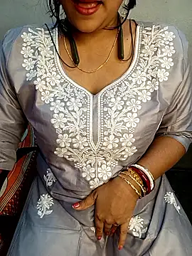 Sony-Model's cam snapshot