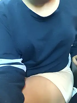 Ananya_34's cam snapshot