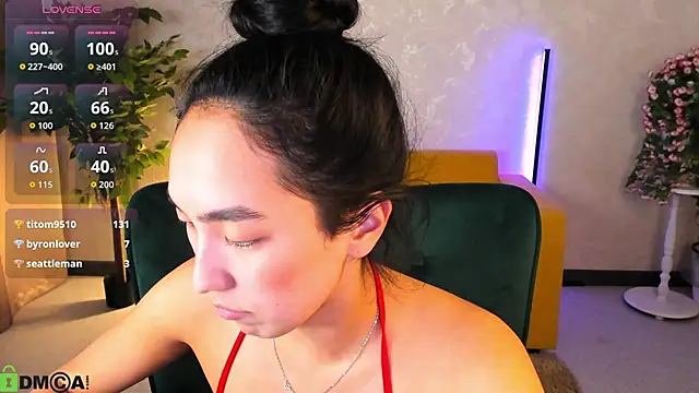 FlirtyAura's cam snapshot