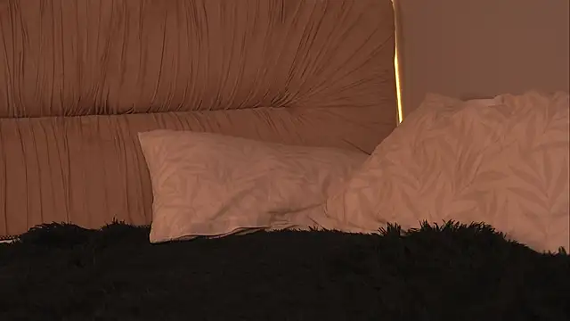 JodyDownton's cam snapshot