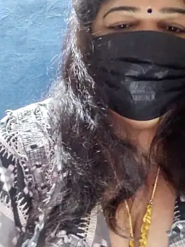 tamilthanushri's cam snapshot