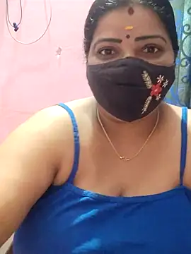 lathikaqueentamil's cam snapshot