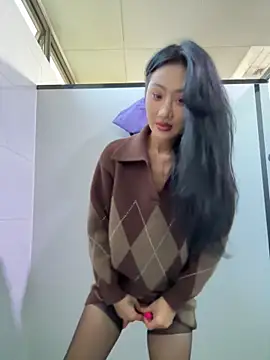 so-linger live sex cam