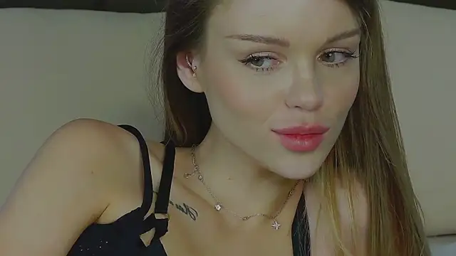 MarilynNova's cam snapshot