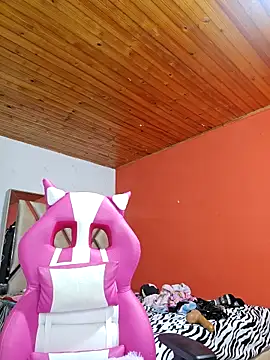 Shermie24 live sex cam