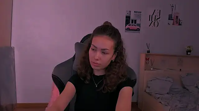 branchwithflowerss's cam snapshot