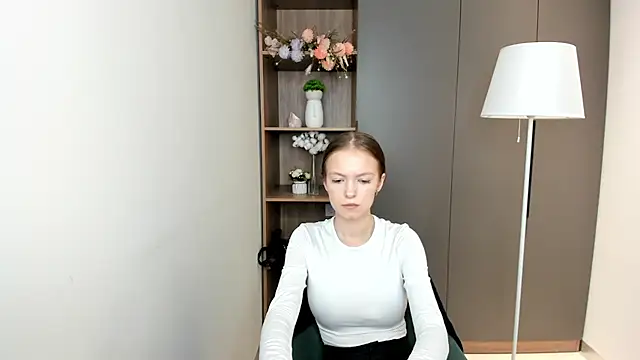 TawnaSeda's cam snapshot