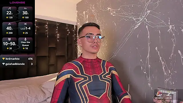 NicoKingg_'s cam snapshot