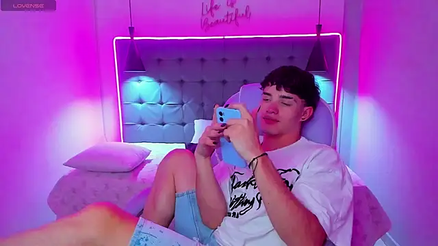 AlejooTwink's cam snapshot