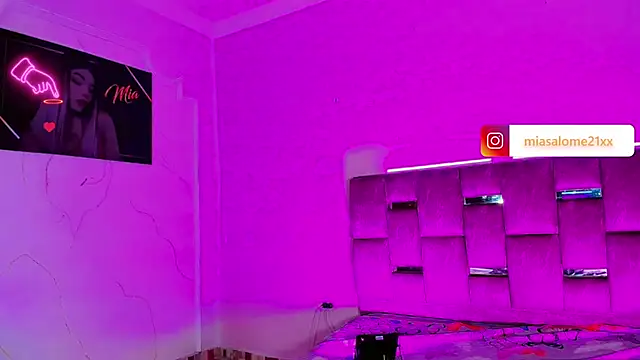 Mia_Castro_xx live sex cam