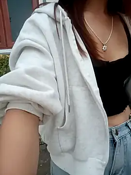 honeyverifiable's cam snapshot