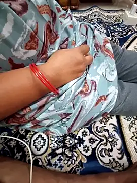 Mrs_Mr_Singh's cam snapshot