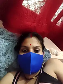 Maahi-Queen's cam snapshot