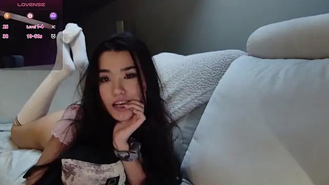 shachatteof live sex cam