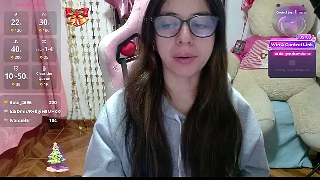 Maggie_Fox3's cam snapshot