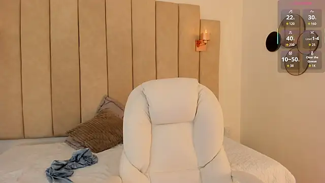 _naylaa_'s cam snapshot