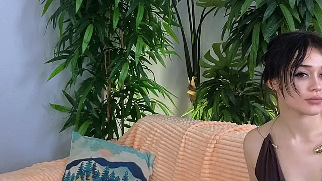 MonikaRosetti live sex cam