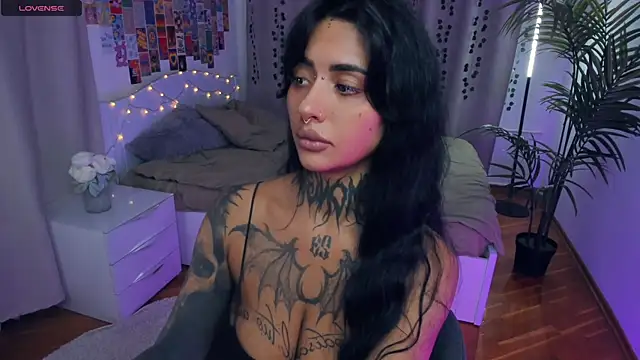 CharimgSabrina live sex cam