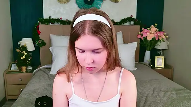 Alida_Brice's cam snapshot