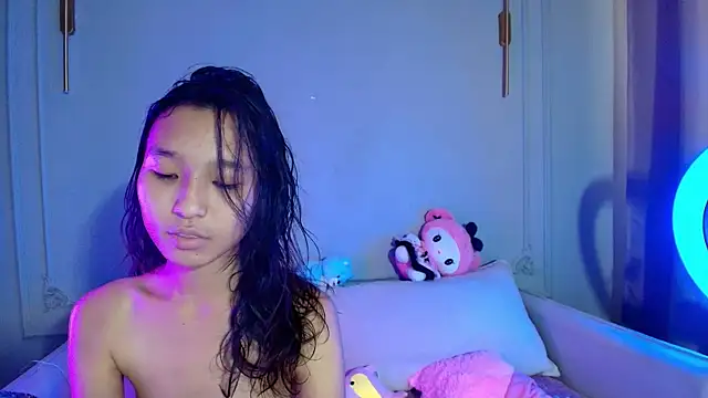 lihnpham's cam snapshot