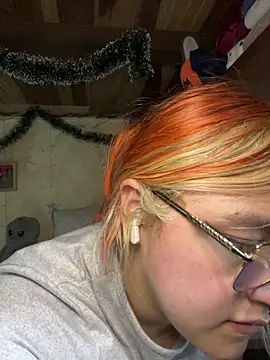 Sophia_Weest99's cam snapshot