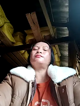 Love-Mama33's cam snapshot