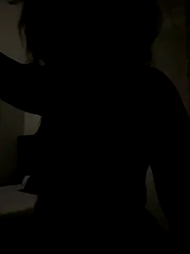 Dellah27 live sex cam