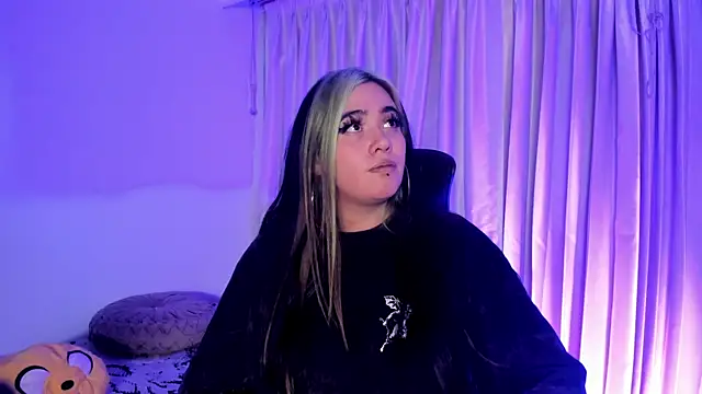 Lilith_Zenith_'s cam snapshot