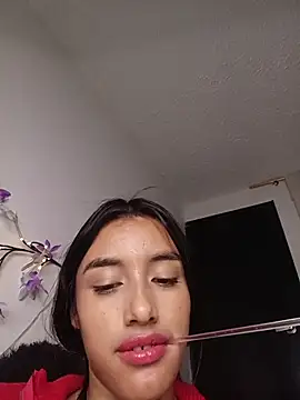 sweetdubros2's cam snapshot