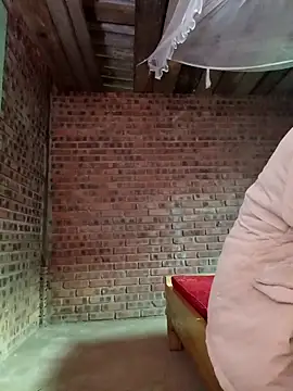 sowbibi's cam snapshot