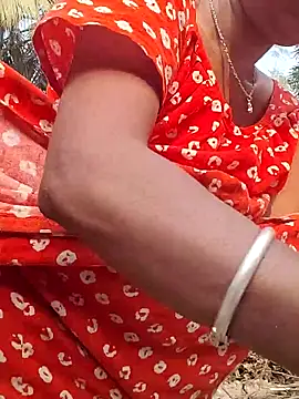 Sweet-rumi's cam snapshot