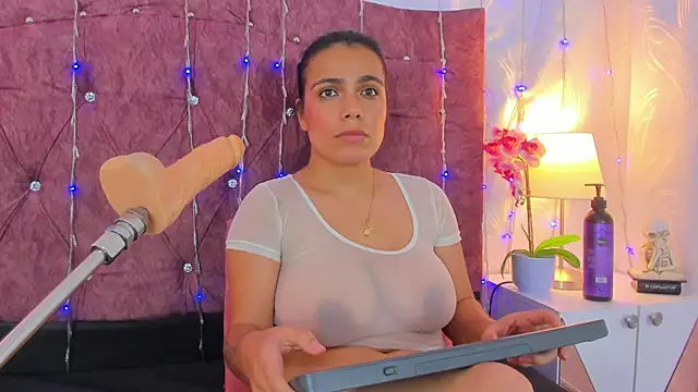 ValentinaGuerra's cam snapshot