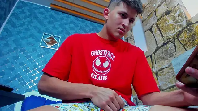 Ethan_Waalker's cam snapshot