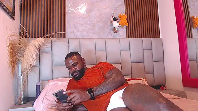 BlackEmperador live sex cam