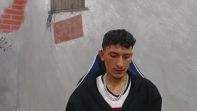 SavageLover_'s cam snapshot