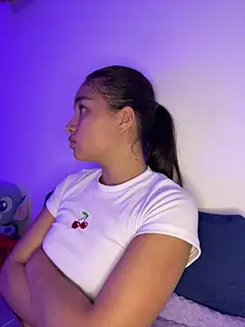 Iam_samanthaaa's cam snapshot