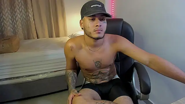 master_evil07's cam snapshot