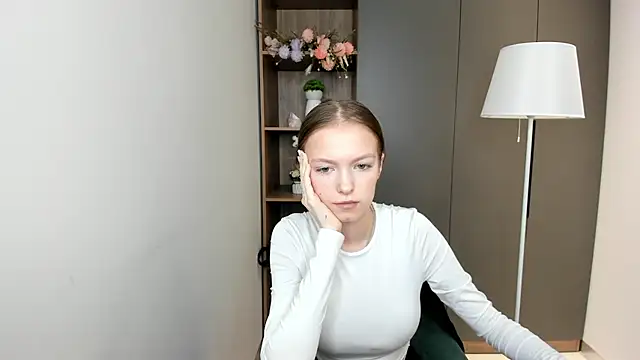 TawnaSeda's cam snapshot