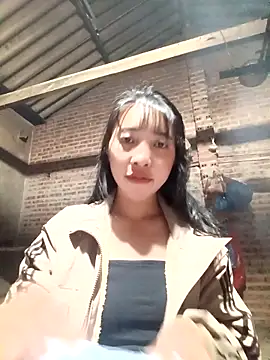 emaame68's cam snapshot