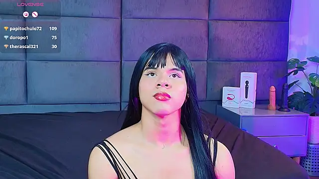 Slenna_Moon live sex cam